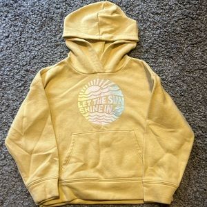 “XS” little girl size 5t let the sun shine in sweatshirt